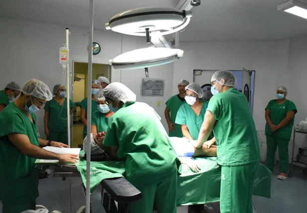 Mutirão zera fila de espera de cirurgias na área odontológica do Hospital da Polícia