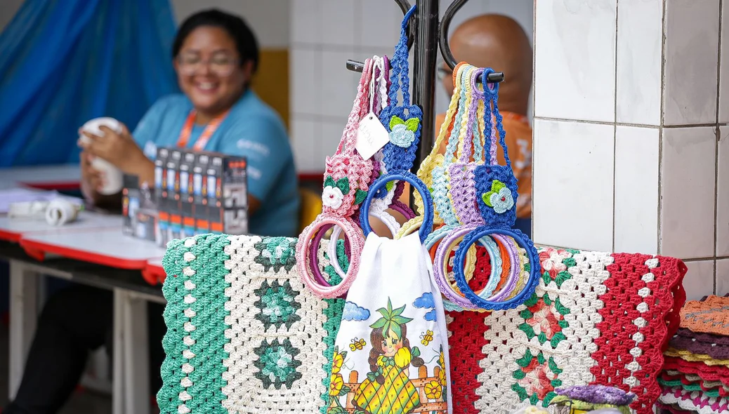 Objetos disponíveis para venda na feira