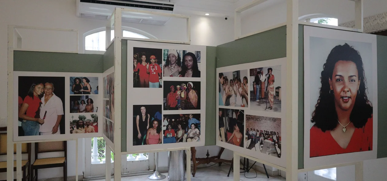 Palácio de Karnak recebendo exposição