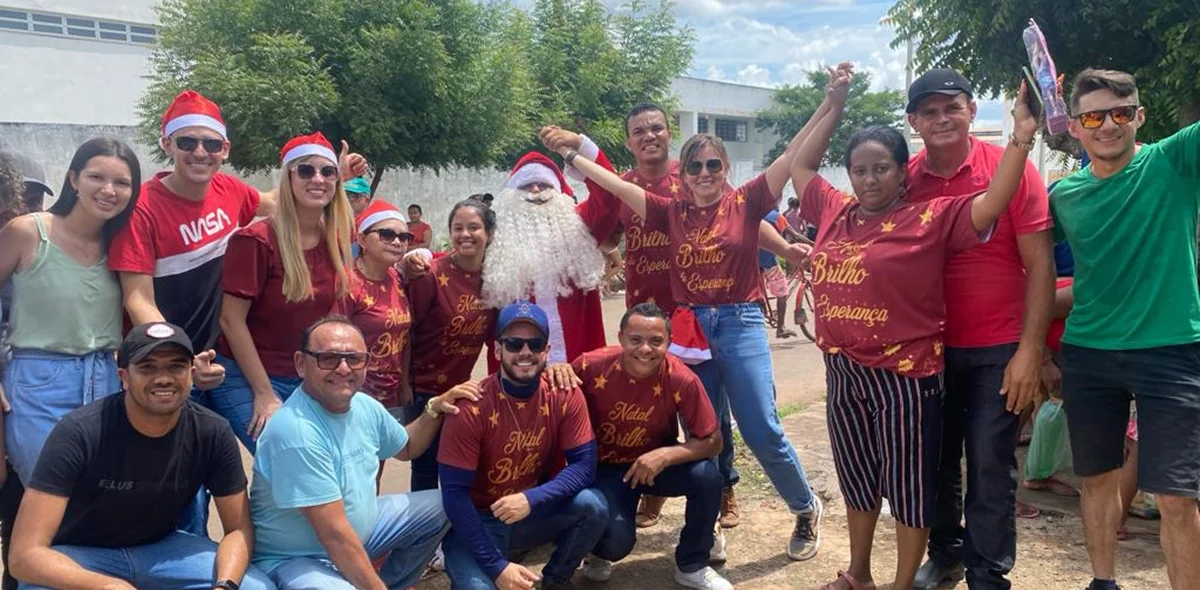 Papai Noel participando das ações em Esperantina