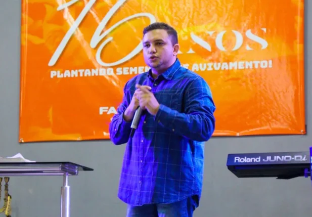 Pastor Calebe Veras