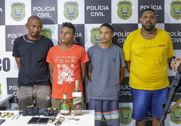 Da esquerda para a direita: Patrício Rodrigues, Ismael Vieira, Cleiton Borges e Wallyson Alves