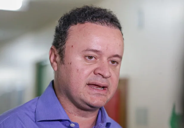 Paulo Márcio, diretor do Hospital Universitário