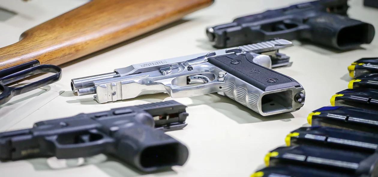 Pistolas apreendidas durante operação