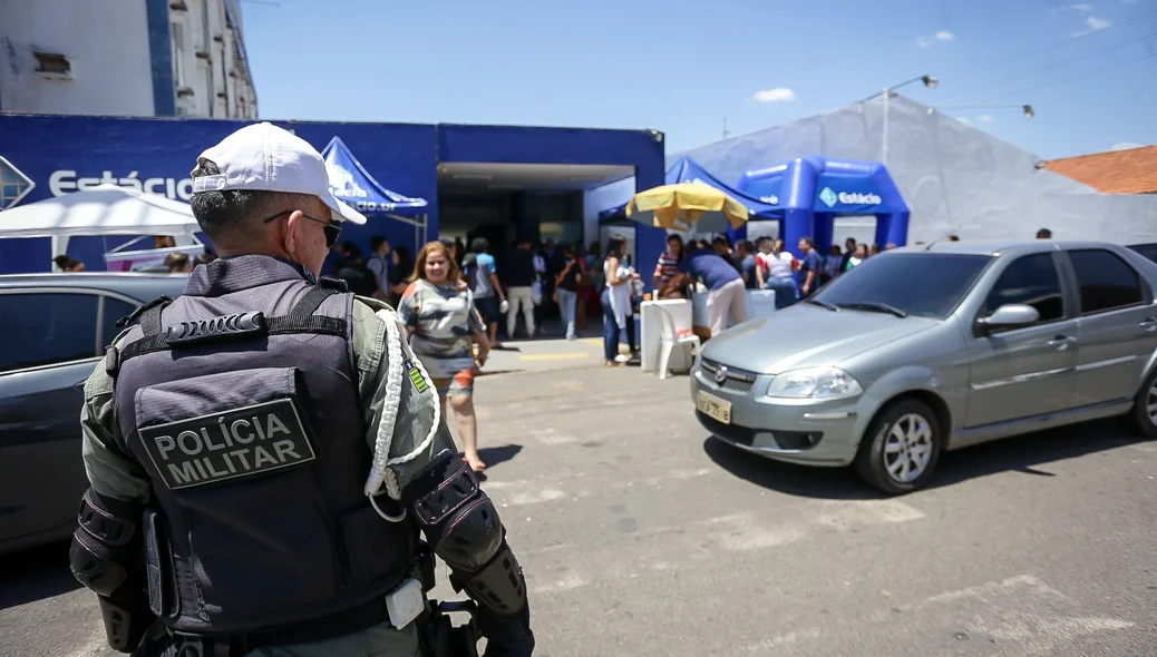 Policiamento na aplicação de provas