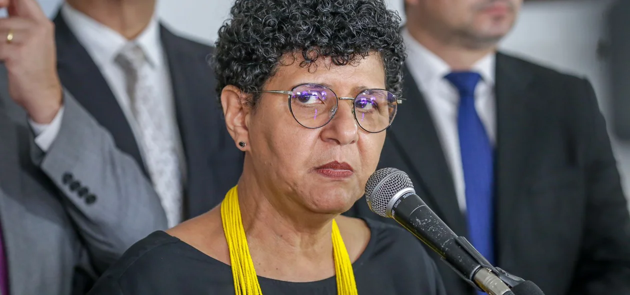 Rejane Tavares