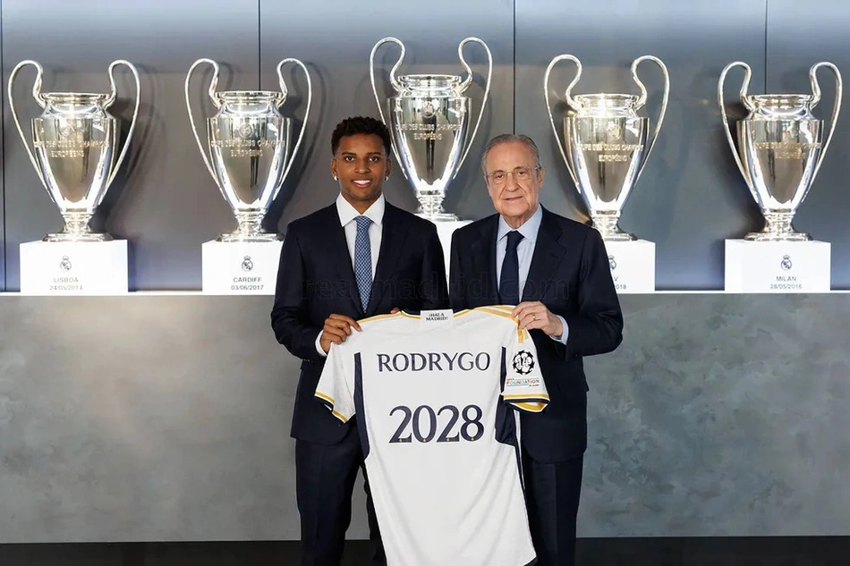 Rodrygo renova contrato até 2028