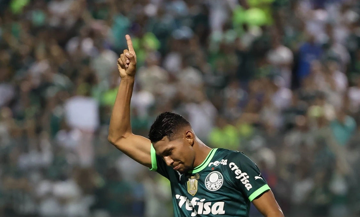 Rony vai desfalcar Palmeiras na reta final do Brasileirão