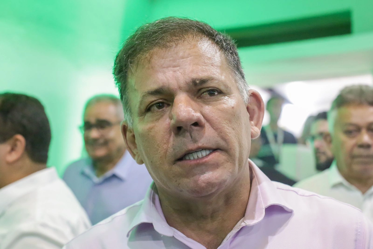 Secretário de Estado da Justiça, coronel Carlos Augusto
