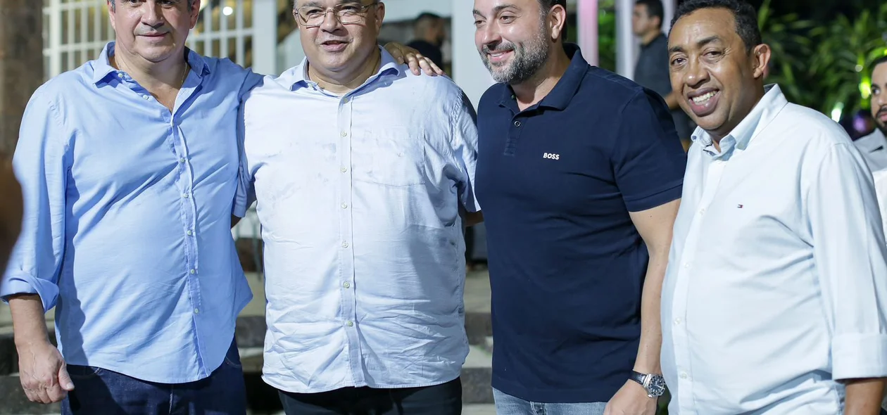 Senador Ciro Nogueira reúne lideranças em sua residência