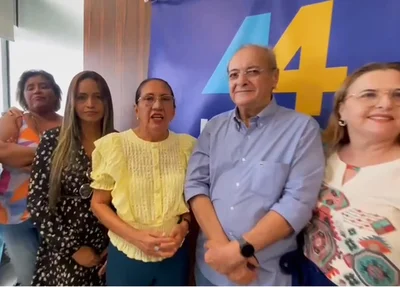 Sílvio Mendes com mulheres tucanas