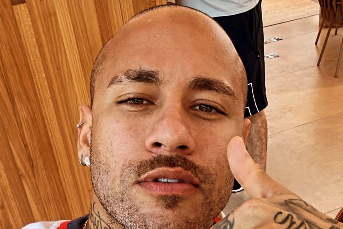 Stories de Neymar com o visual novo