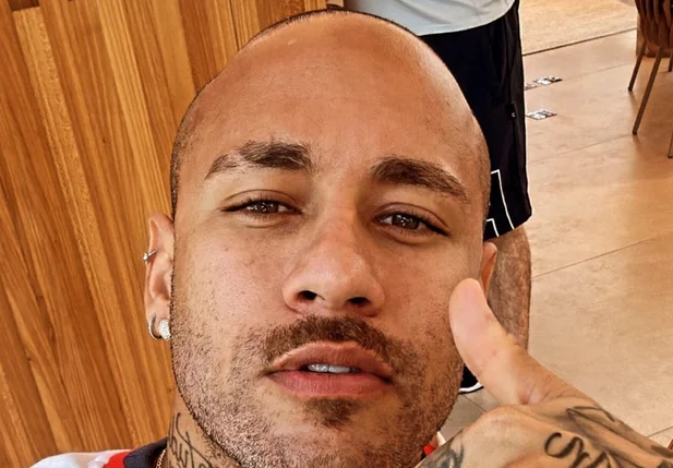 Stories de Neymar com o visual novo