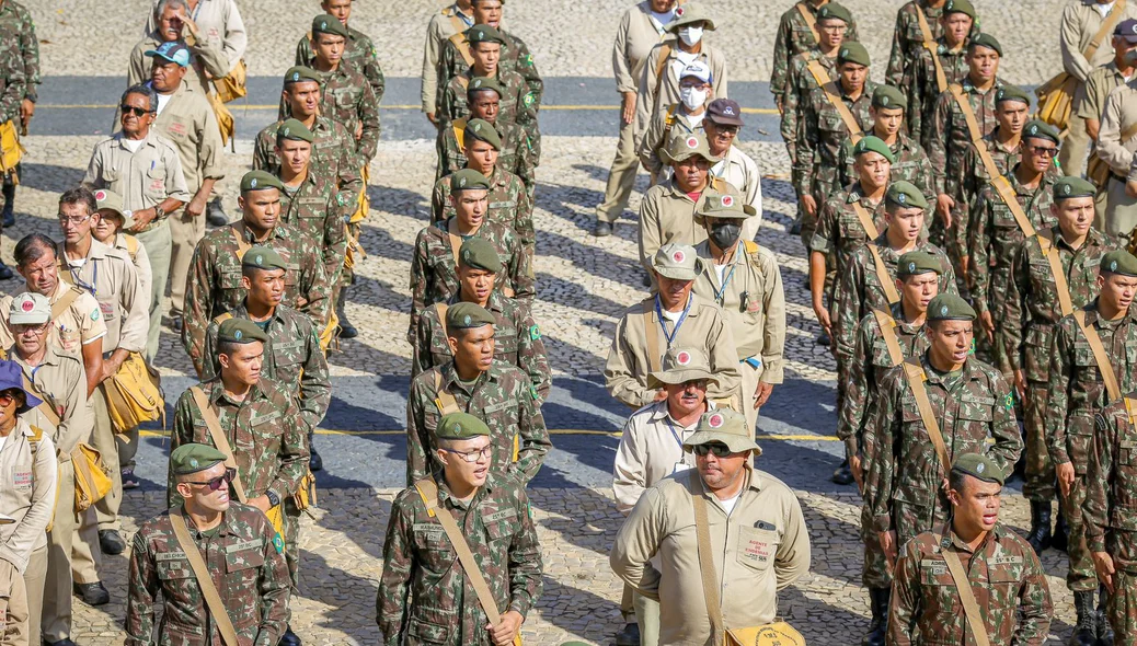 Trabalho conjunto entre o Exército e o Centro de Zoonoses