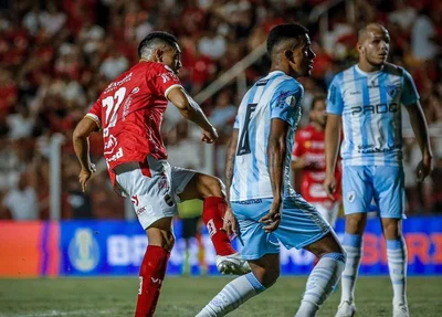 Vila Nova goleia Londrina e time é rebaixado