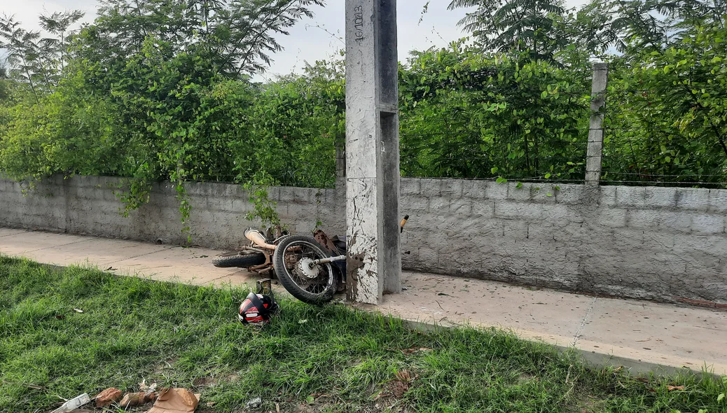 Acidente com motocicleta deixou um morto no bairro Todos os Santos