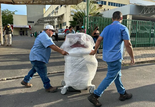Aparelhos recolhidos do HUT