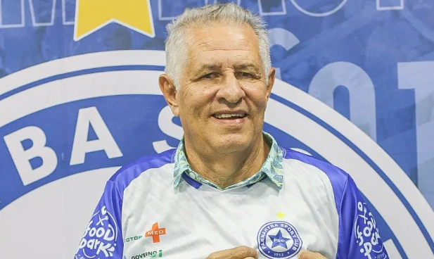 Arnaldo Lira, técnico do Parnahyba para 2024