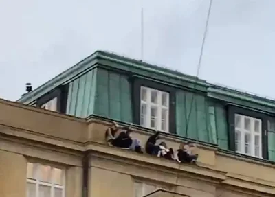 Atentado em universidade de Praga