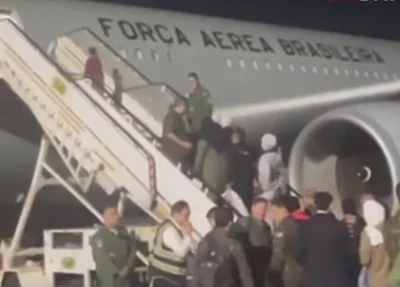 Brasileiros embarcando em Gaza com destino ao Brasil