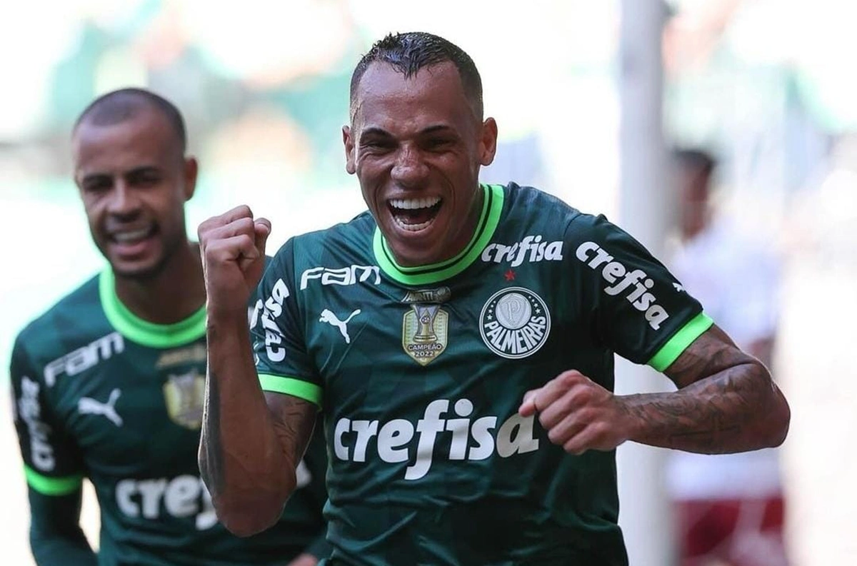 Breno Lopes, autor do gol da vitória contra o Fluminense na partida deste domingo (03)