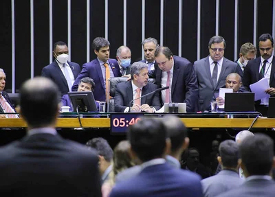 Câmara dos Deputados em votação