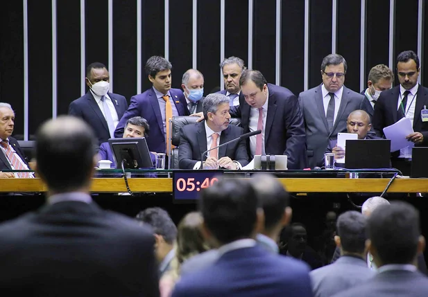 Câmara dos Deputados em votação