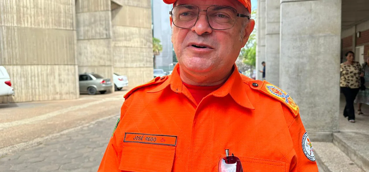 Coronel José Rego, comandante do Corpo de Bombeiros