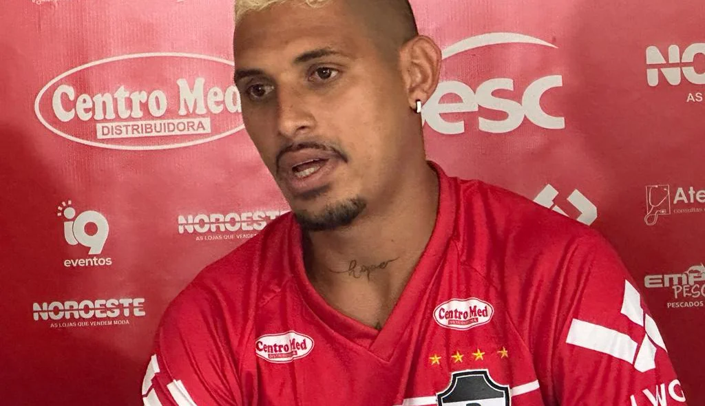 Crislan, atacante do River