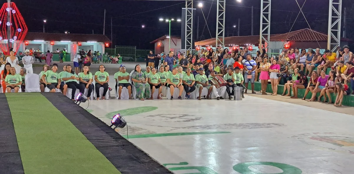 Durante o projeto houve aprsentações culturais