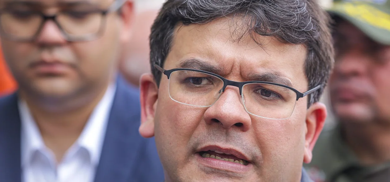 "Entregamos há poucos meses atrás 200 caminhonetes equipadas, agora mais 130 veículos", relembrou Rafael Fonteles