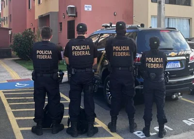 Equipes da PF durante diligências em São Luís