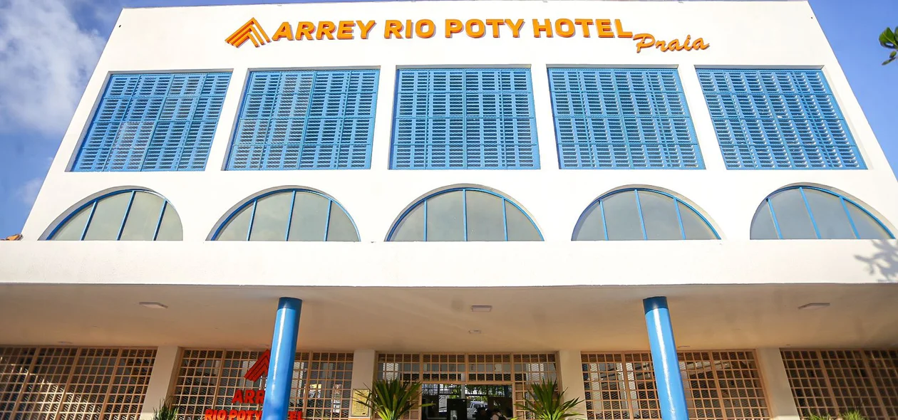 Frente do Arrey Rio Poty Hotel Praia