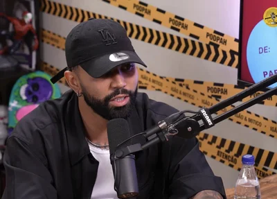 Gabigol durante entrevista ao canal Podpah