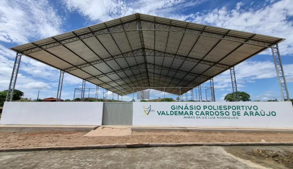 Ginásio Poliesportivo é inaugurado em Joaquim Pires