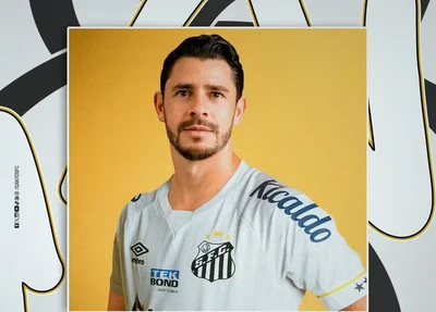 Giuliano é anunciado como reforço do Santos