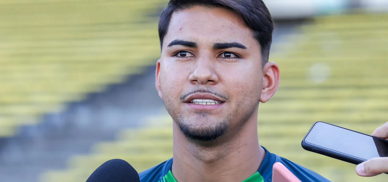 Goleiro Vinicíus