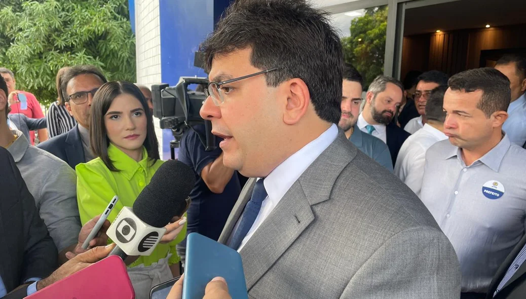 Governador Rafael Fonteles esteve presente na assembléia