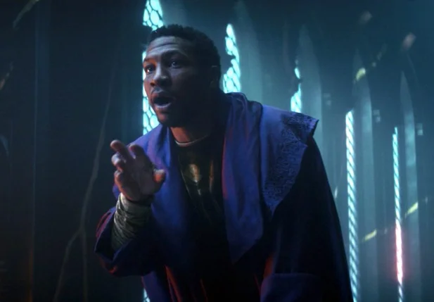 Jonathan Majors interpretou o vilão Kang