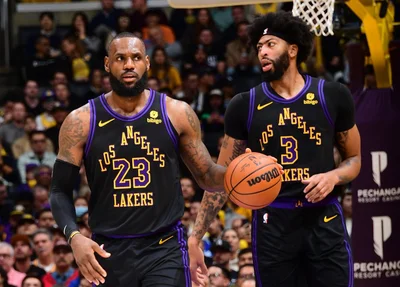 LeBron James e Anthony Davis