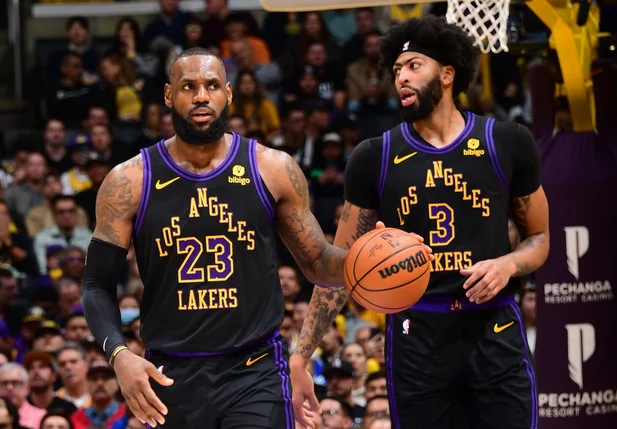 LeBron James e Anthony Davis