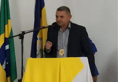 Lourival Neto recebe Título de Cidadão Curralinhense