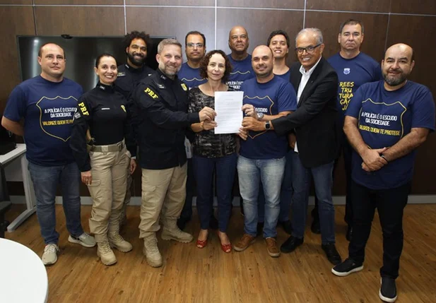 Governo firmou acordo de reajuste salarial para a PF e PRF