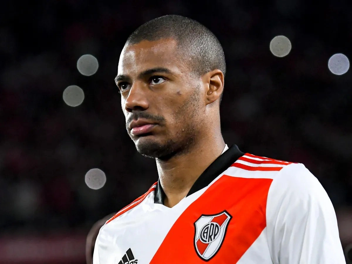 Nicola De La Cruz, meio-campista do River Plate