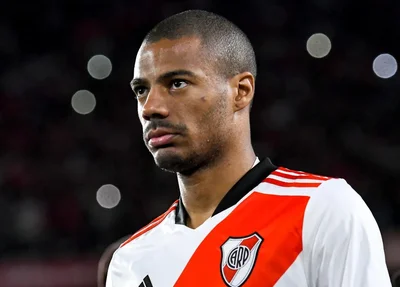 Nicola De La Cruz, meio-campista do River Plate