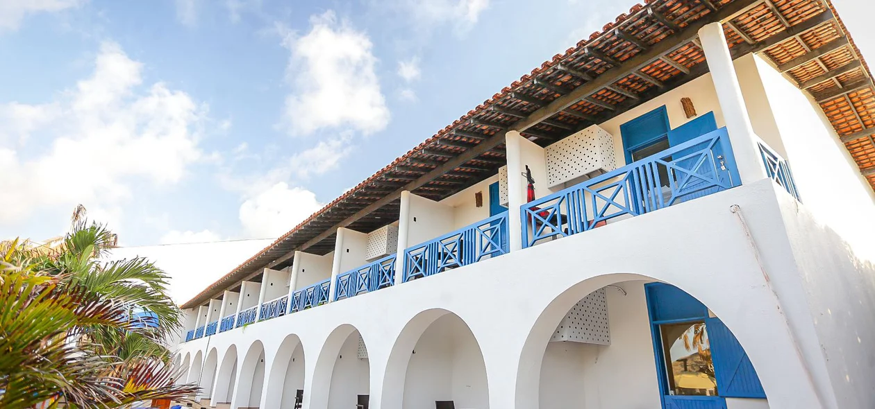 O hotel está localizado na Rua dos Magistrados, 2350, Atalaia