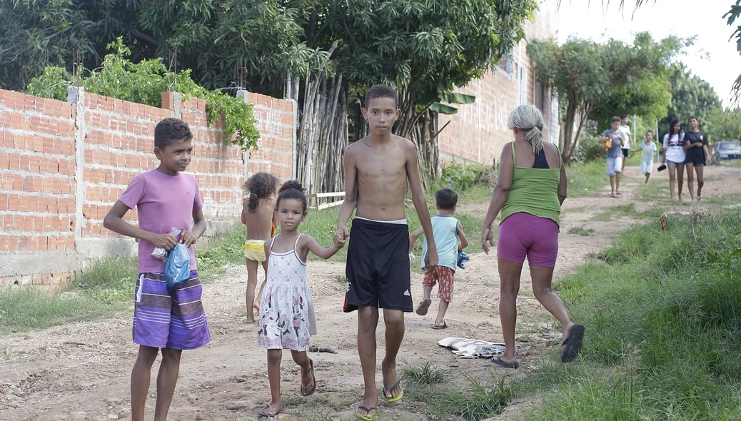 O projeto Doe Sorrisos realizou uma ação do bairro Porto Alegre