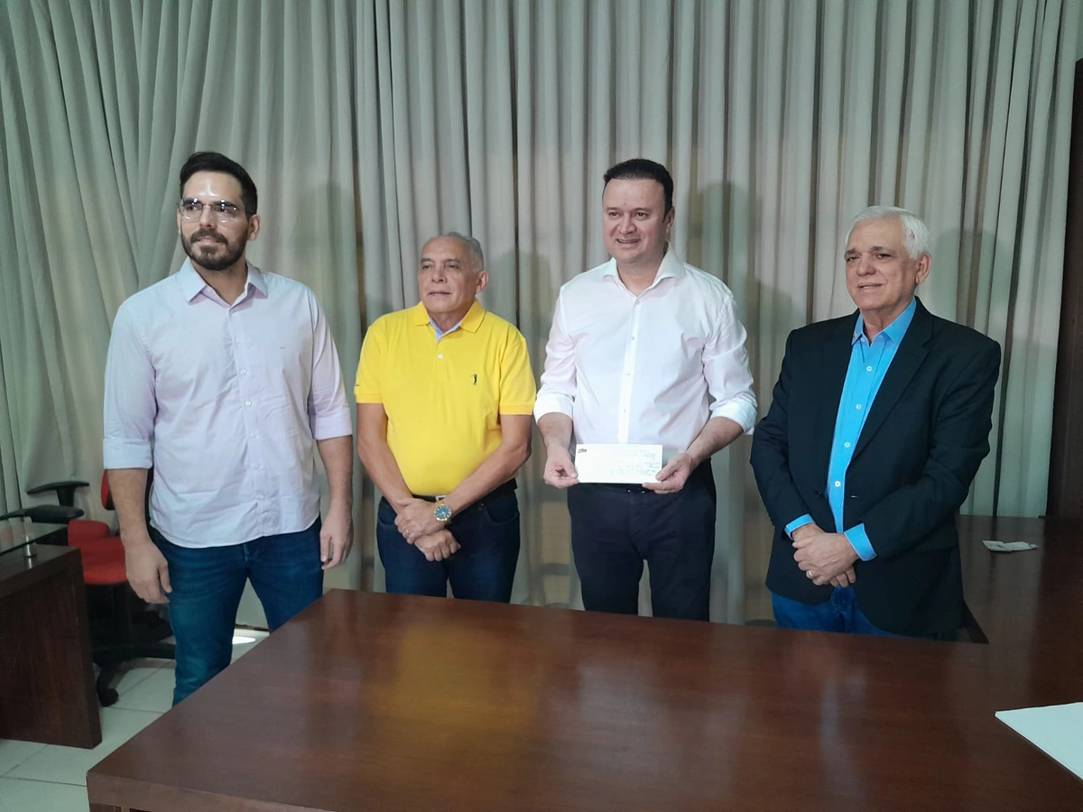 Paulo Márcio ao lado de Themísrocles, Zé Nito e Marcos Aurélio Sampaio