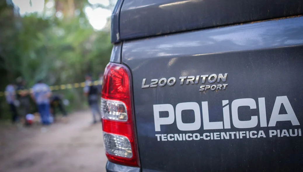 Polícia Civil foi no local do crime