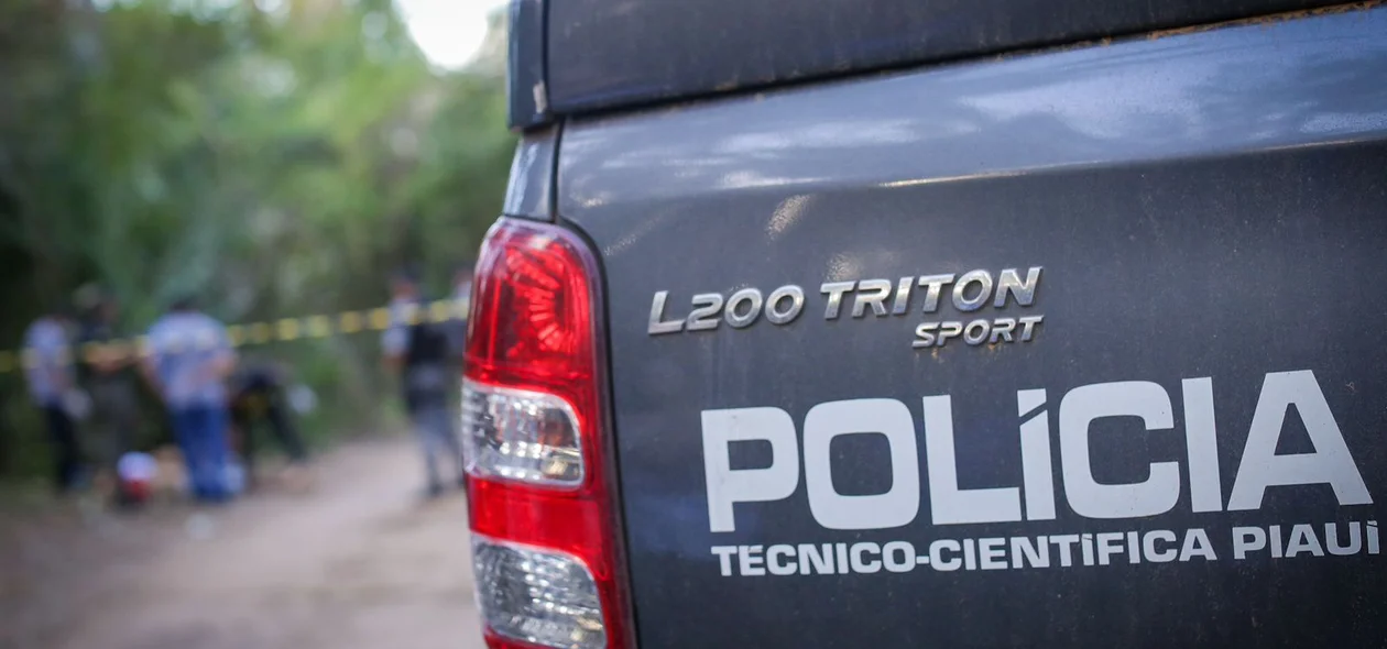 Polícia Civil foi no local do crime